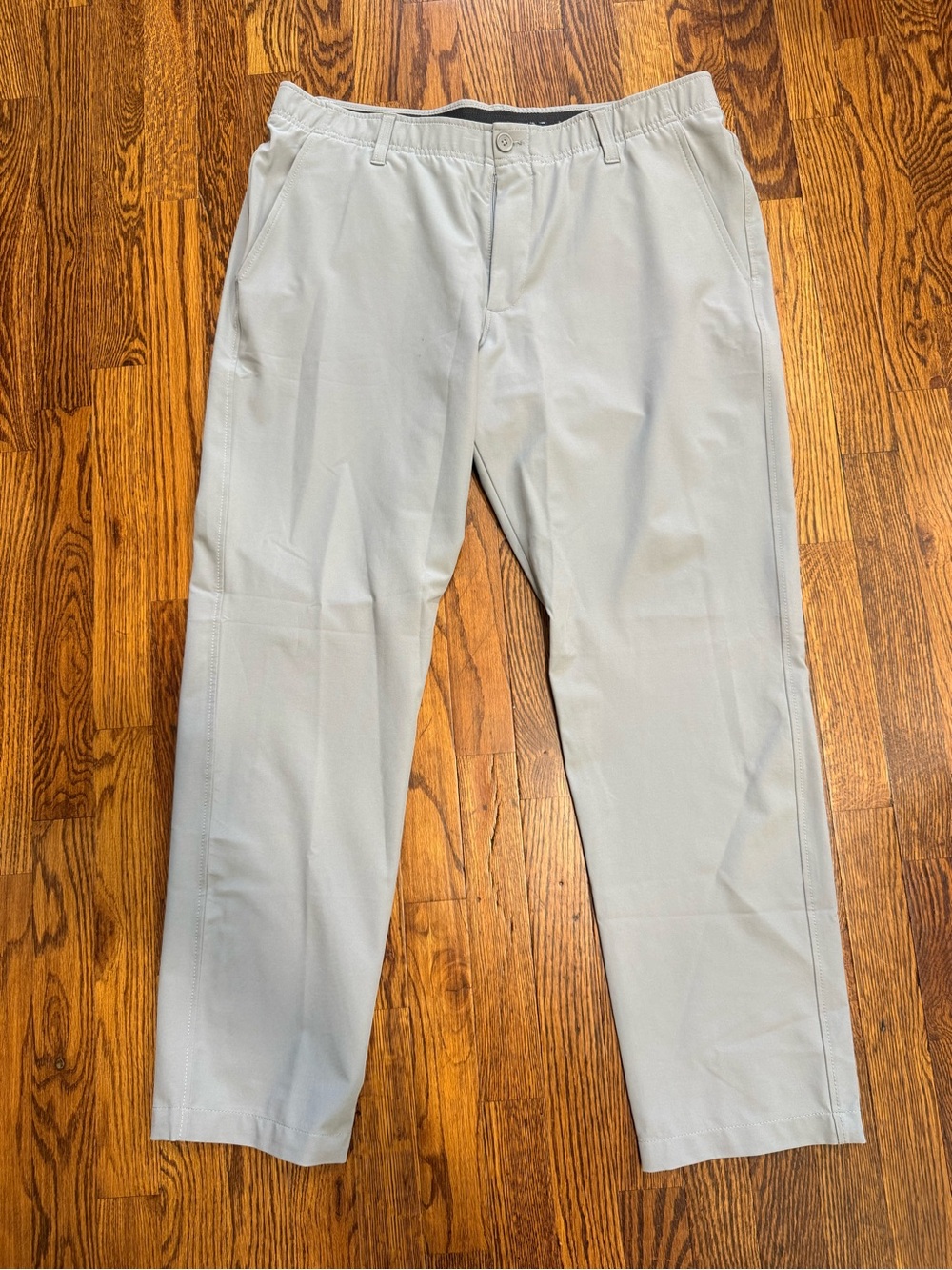Under Armour Men's Light Gray Performance Stretch Pants